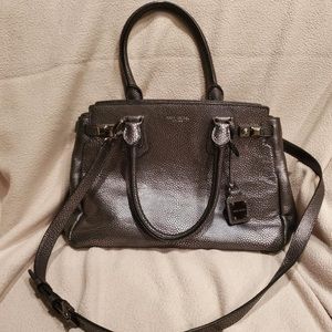 Henri bendel shoulder bag.